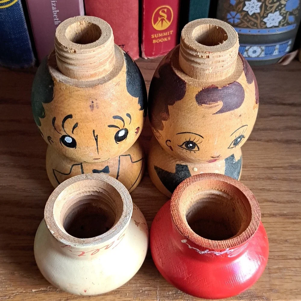 Vtg Volco Brand Japan Wooden Salty & Peppy Shaker Set Anthropomorphic Kitschy